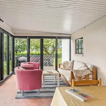 Vakantiehuis 1 Bedroom Amazing In *